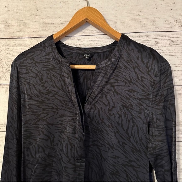 Rails Pearl Onyx Print Satin Blouse M - Picture 6 of 8